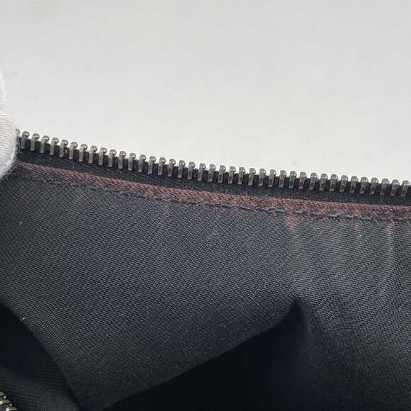 GUCCI Black Canvas Shoulder Bag - Picture 7 of 9